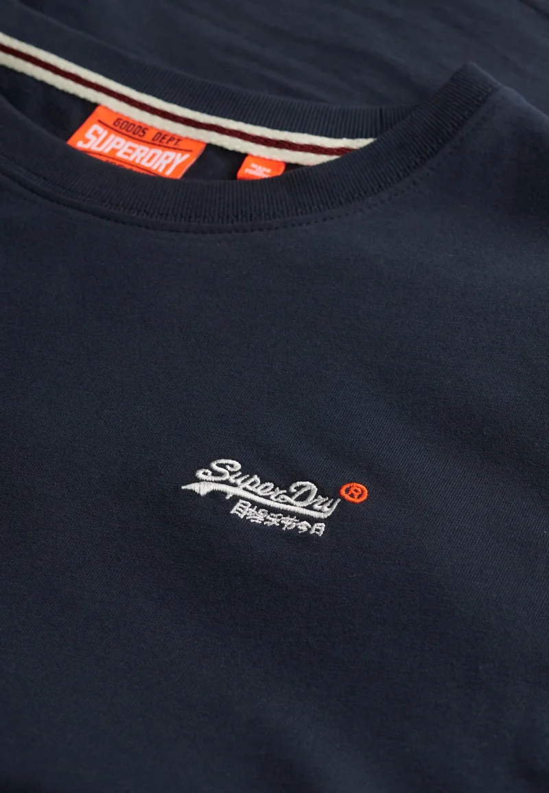 Superdry Essential Contrast Embroidered T-Shirt
